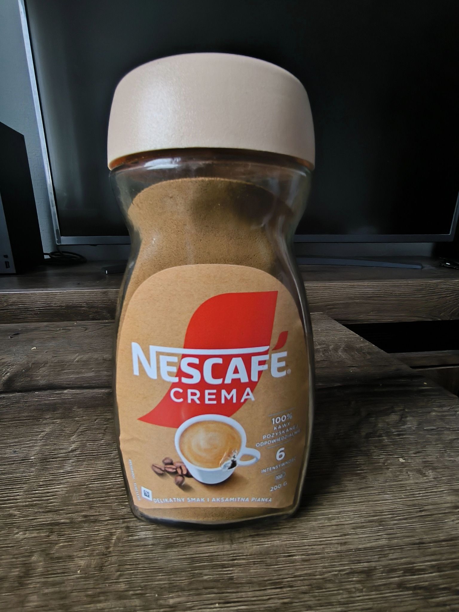 Kawa rozpuszczalna Nescafe Crema 5 (1)